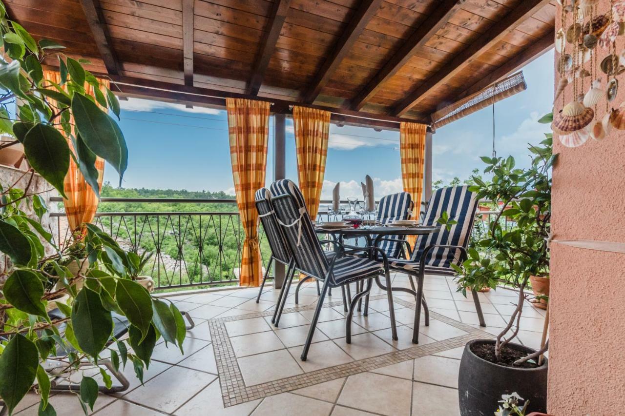 Apartment Paula Jadranovo Buitenkant foto